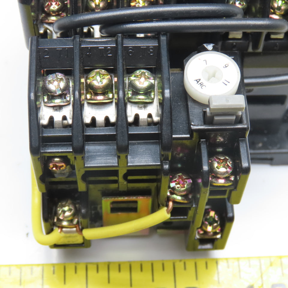 Fuji SRC3938-06M/X Magnetic Reversing Contactor 600V 5.5kW Max 110V Coil 7-11A