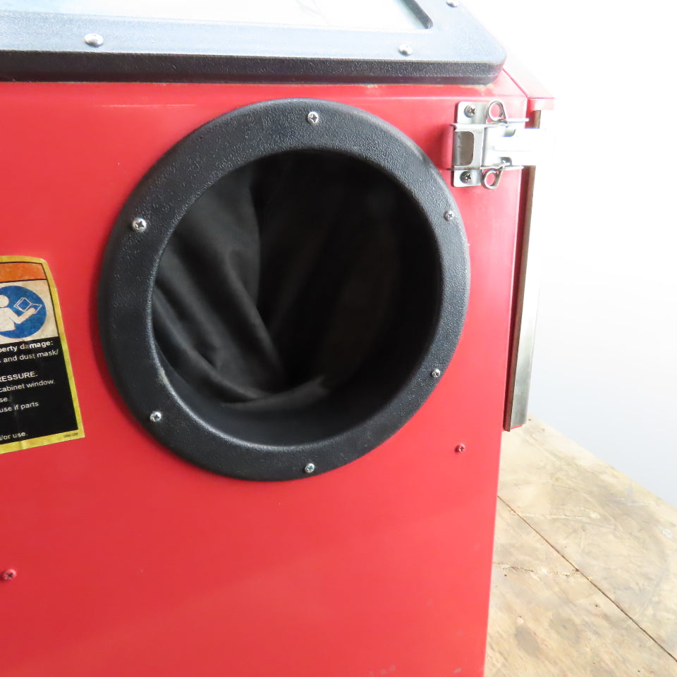 Central Pneumatic 42202 30 Gallon Blast Cabinet 1/4" (Cracked Window) Tested