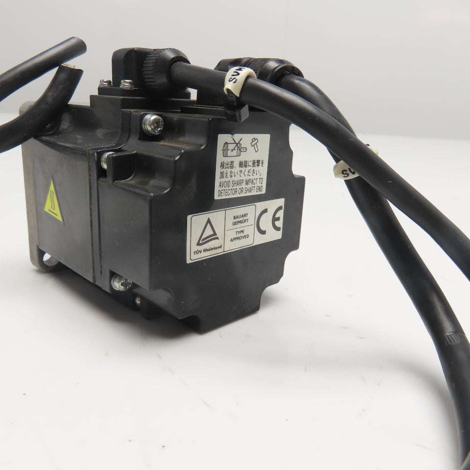 Mitsubishi HF-KP23K 3AC 111V 1.4V200W 3000RPM AC Servo Motor 14mm Shaft