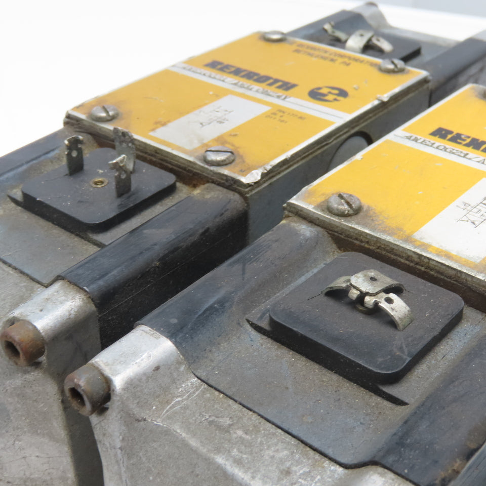 Rexroth 4WE10G21/AW110NZ4V 3 Way Tandem Center Hydraulic Valve See Info!