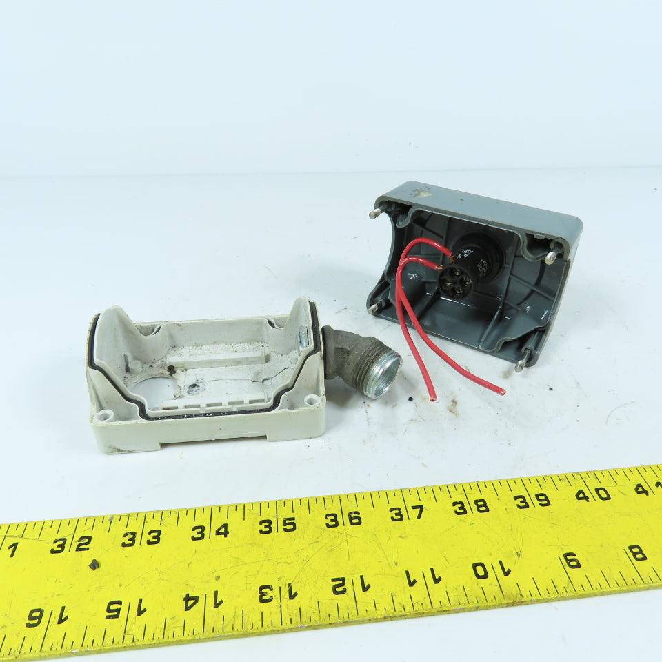 ABB CE4P-10R-02 Emergency Stop Push Button Station 300V 5A NC Enclosure