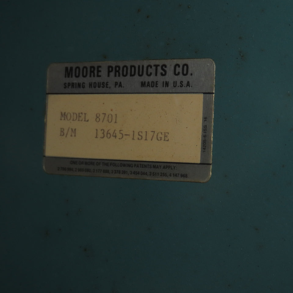 Moore Products Model 8701 Data Gage Work Console Computer Tested