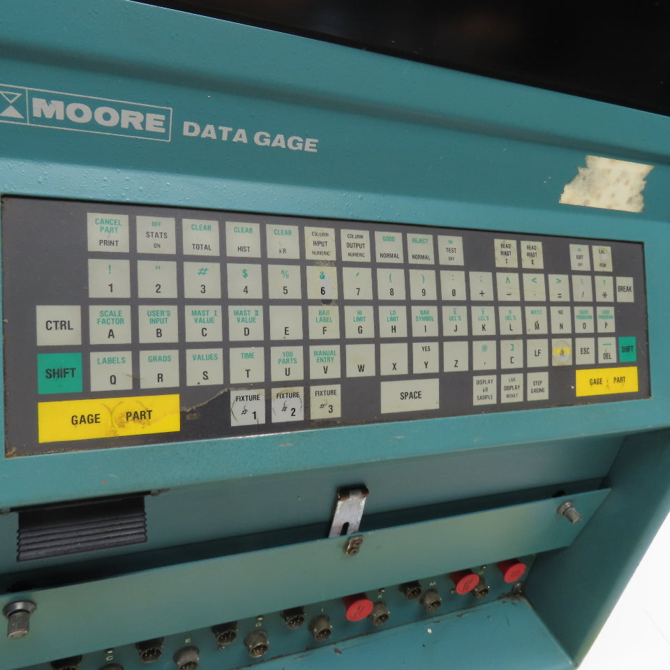 Moore Products Model 8701 Data Gage Work Console Computer Tested