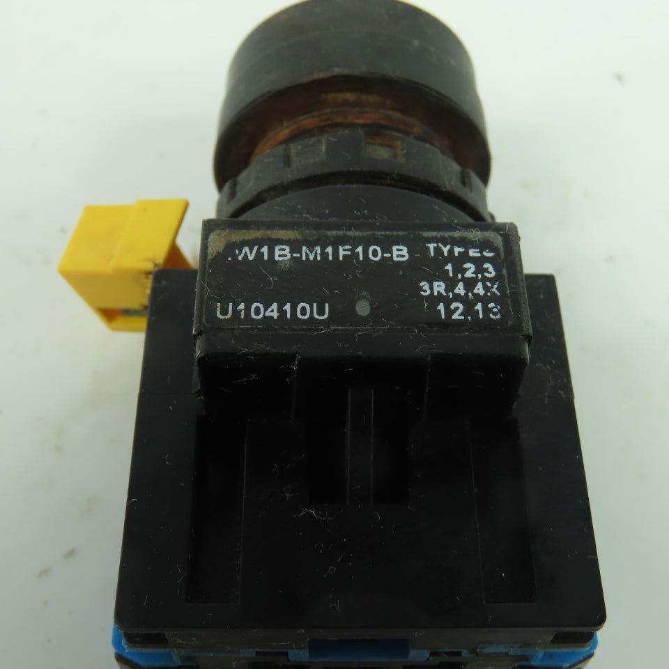 Idec W1B-M1F10-B Non-Illuminated Pushbutton Switch Black