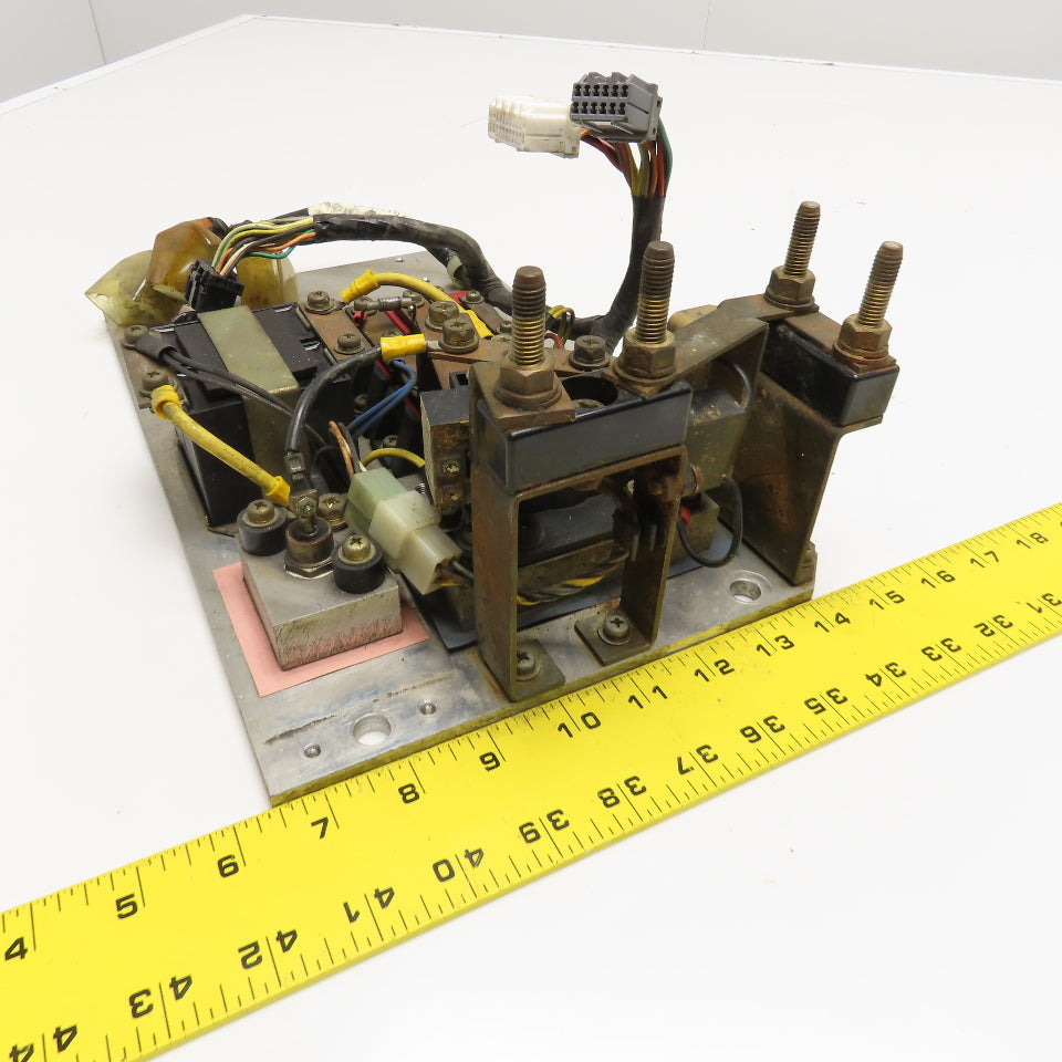 24120-12241-71 Toyota Forklift Control Assembly
