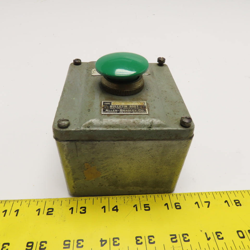 Allen Bradley 800T 600V AC/DC Momentary Contact Switch In Enclosure