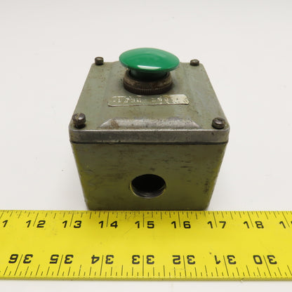 Allen Bradley 800T 600V AC/DC Momentary Contact Switch In Enclosure