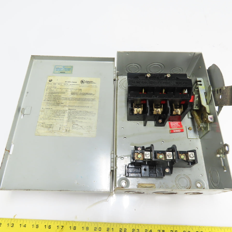 GE General Electric TH3361 30A Heavy Duty Fused Safety Disconnect Switch 600V