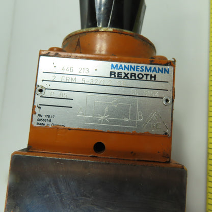 Mannesmann Rexroth 2 FRM 5-32/1.2 QB Hydraulic Flow Control Valve Manual Adj