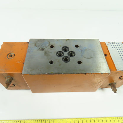 Mannesmann Rexroth 2 FRM 5-32/1.2 QB Hydraulic Flow Control Valve Manual Adj