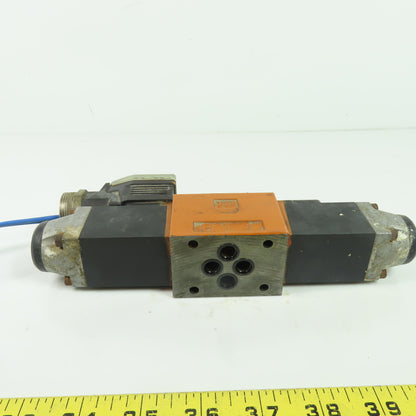Mannesmann Rexroth 4WE 6 W53/A Dual Solenoid Hydraulic Valve 24VDC (Broken Plug)