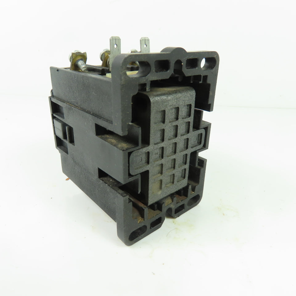 Square D 90965-3 8910 DPA33S23 30A 3 Pole Motor Contactor 120V Coil