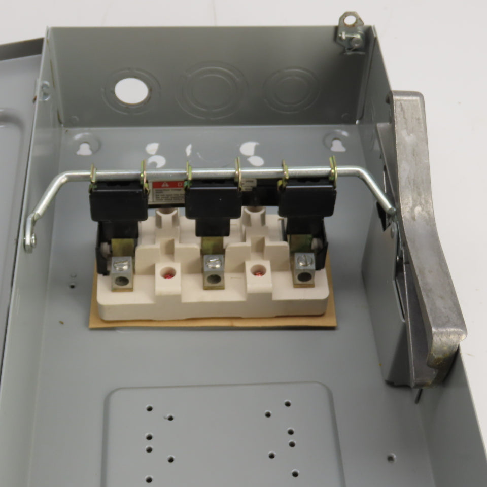 Siemens NF353 3-Pole Non-Fusible Heavy Duty Disconnect Safety Switch 100A 3PH