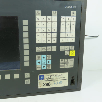 Siemens 6FC5203-0AF00-0AA1 HMI W/ 6FC5210-0DF22-2AA0