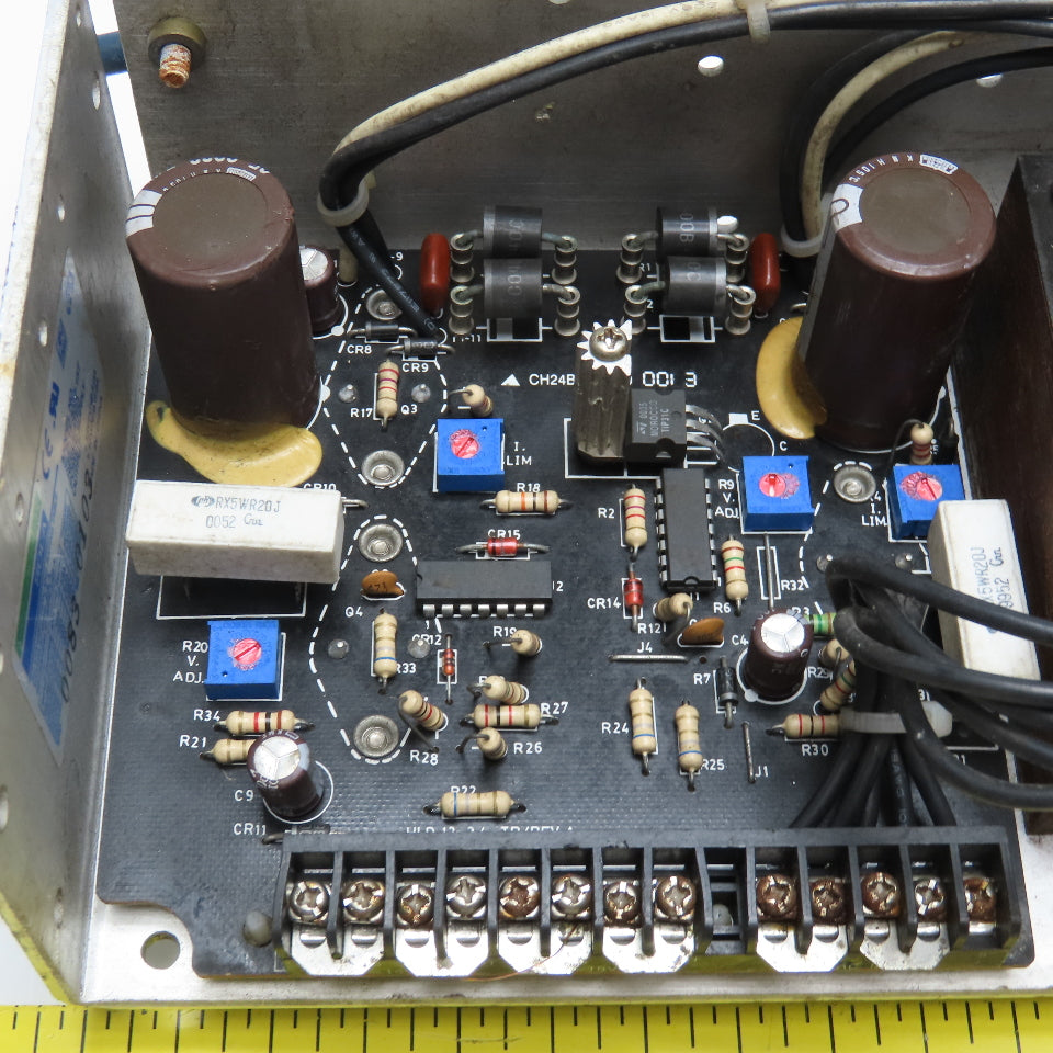 Sola SLD-15-3030-15T Regulated Power Supply 100-240VAC +15VDC Output