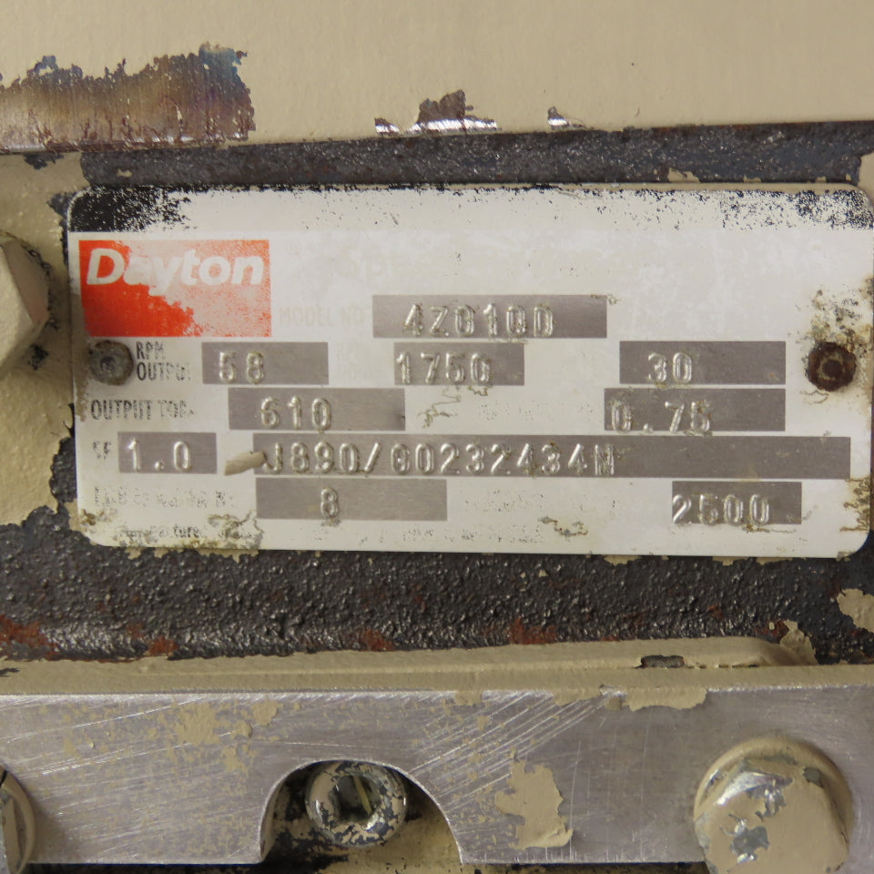 Dayton 4Z010D 1HP Right Angle Gearmotor 230/460V 3Ph 58 RPM Out 610 Torq