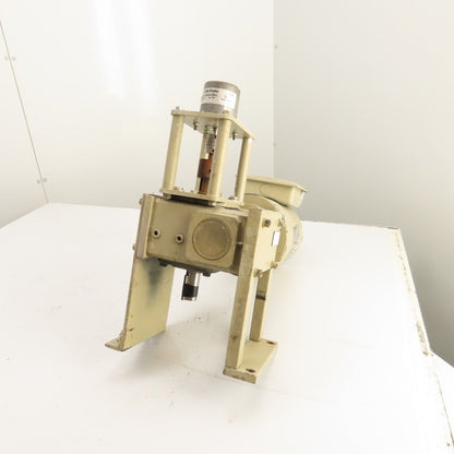 Dayton 4Z010D 1HP Right Angle Gearmotor 230/460V 3Ph 58 RPM Out 610 Torq
