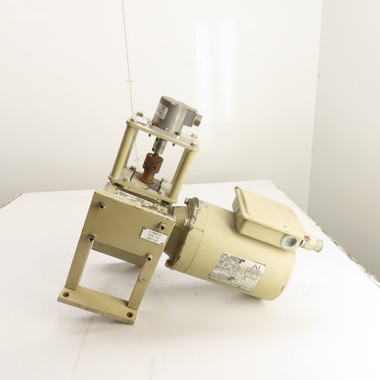 Dayton 4Z010D 1HP Right Angle Gearmotor 230/460V 3Ph 58 RPM Out 610 Torq