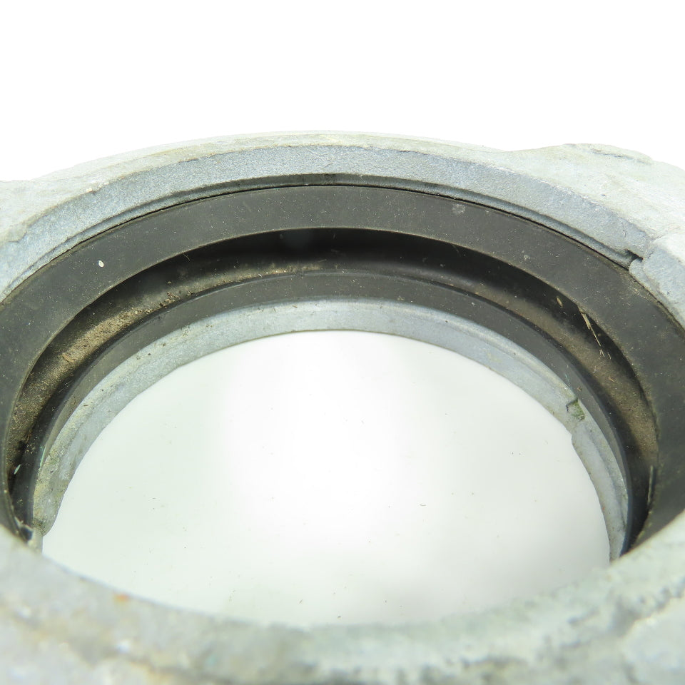 Victaulic 4/114.3-89 4" Grooved Pipe Coupling 85-125 FT-LBS Torque