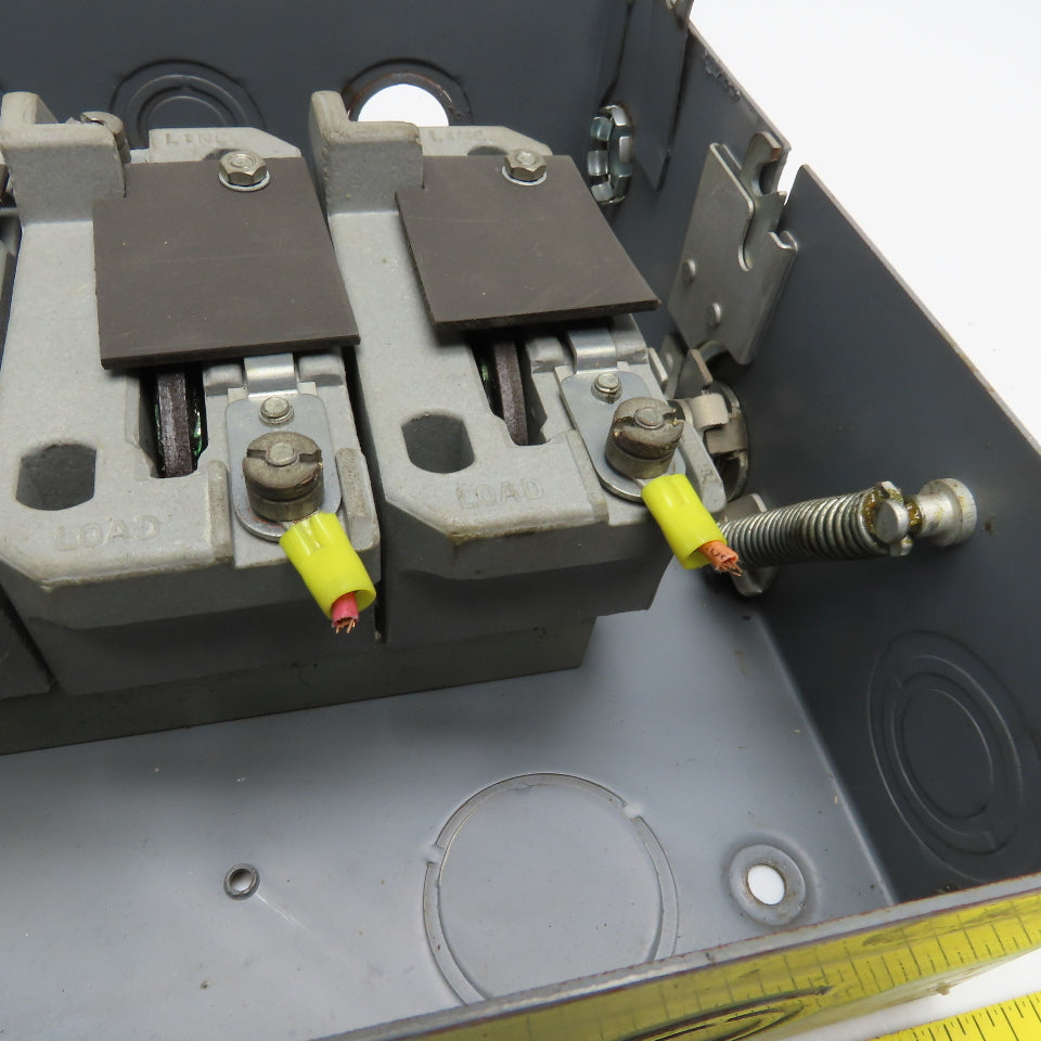 Arrow Hart 27209 30A 3P 600V Non Fused Safety Disconnect Switch