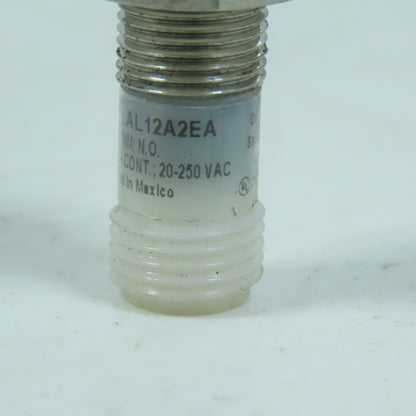 Cutler-Hammer E57LAL12A2EA Inductive Proximity Sensor 12mm 20-250VAC 4mm Range