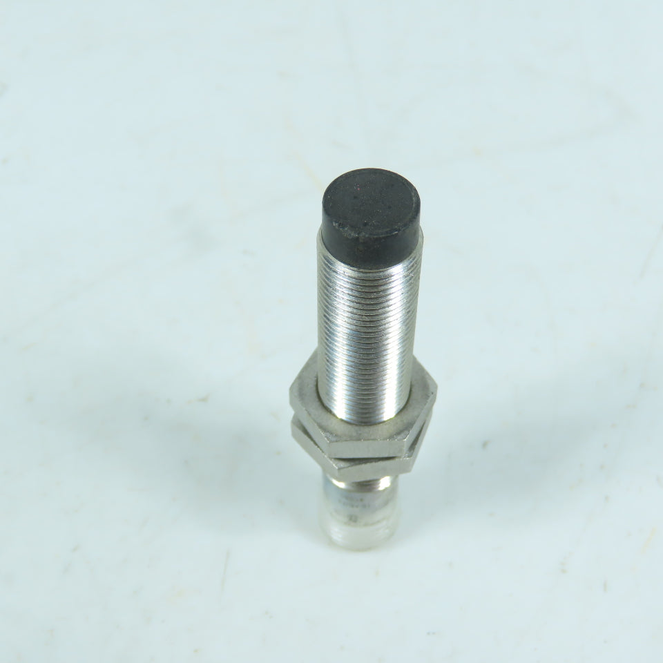 Cutler-Hammer E57LAL12A2EA Inductive Proximity Sensor 12mm 20-250VAC 4mm Range