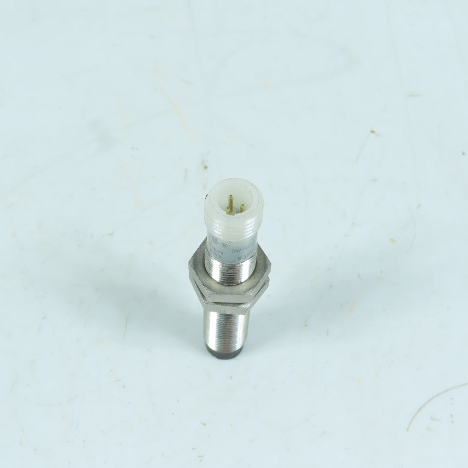 Cutler-Hammer E57LAL12A2EA Inductive Proximity Sensor 12mm 20-250VAC 4mm Range