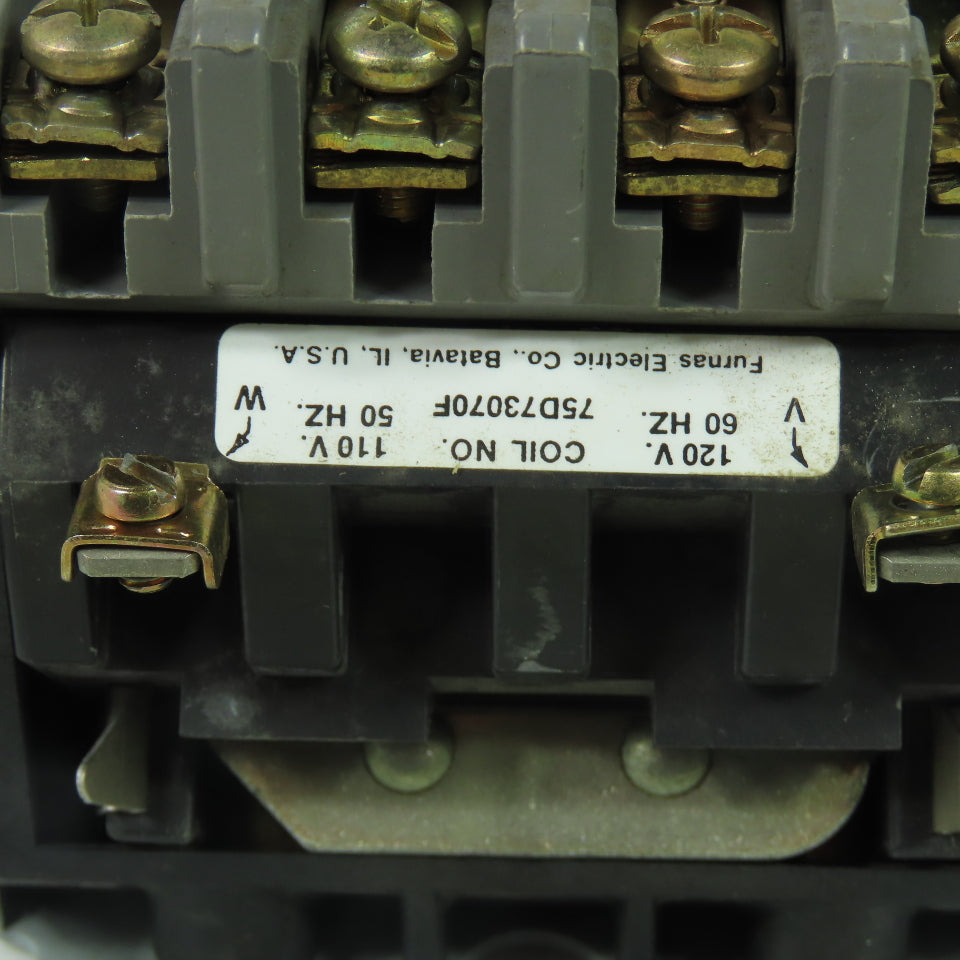 Furnas 40DP32A* NEMA Size 1 3-Pole 27A Magnetic Contactor 600VAC