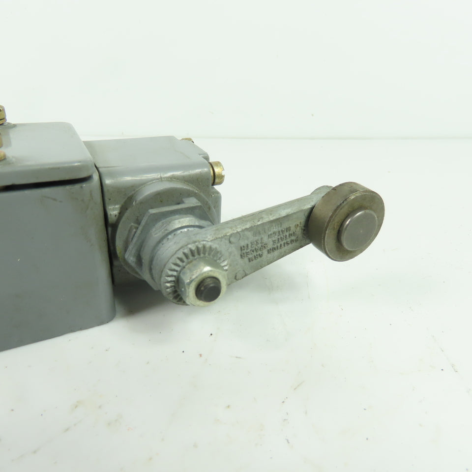 Micro Switch 51ML7 Precision Limit Switch with Roller Lever Actuator