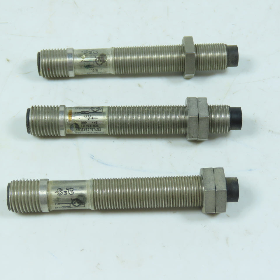 Cutler-Hammer E57LAL12A2EA Inductive Proximity Sensor 12mm 20-250V Sn=4mm Lot/3