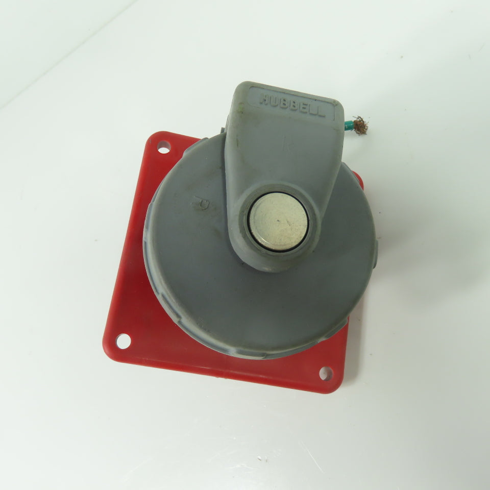 Hubbell 320R7W Hubbell 320R7W Watertight Safety-Shroud Receptacle 20A 480VAC 3Ph