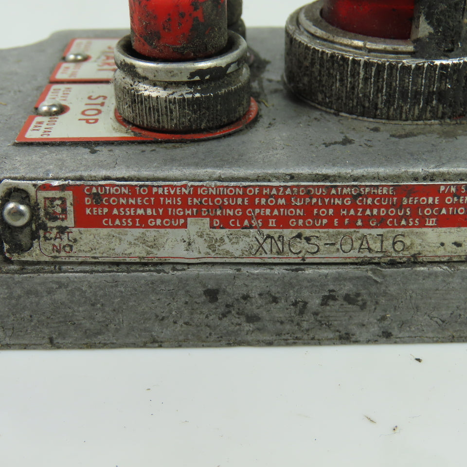 Killark XNCS-0A16 Explosion Proof Control Station Start Stop Push Button 220VAC