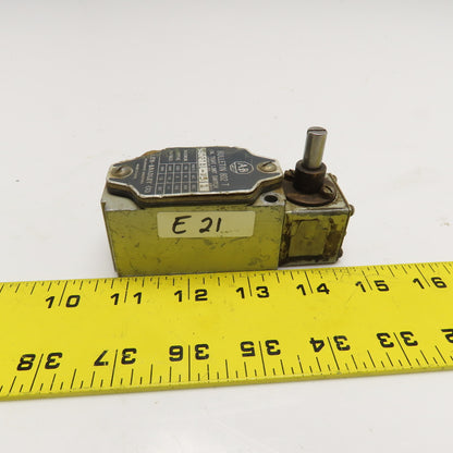 Allen Bradley 802TAL-W5 600V Oil Tight Limit Switch