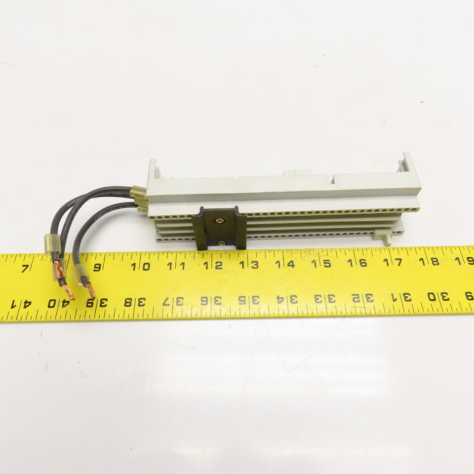 Siemens 8US1 051-5DM07 Sentron Busbar Adapter 600V