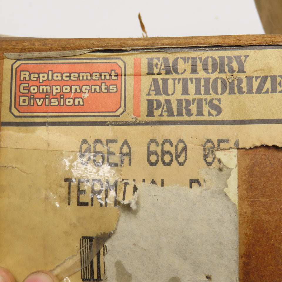 Carrier 06EA 660 051 Aftermarket Terminal Plate W/ Gasket 6 G 45 1082
