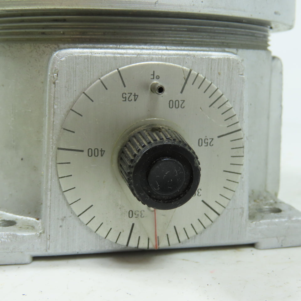 United Electric 8240 B110-108W Explosion Proof Temperature Switch 200-425F