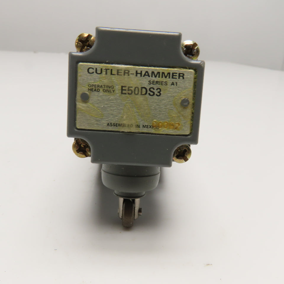 Cutler Hammer E50SAN 120VAC Roller Plunger Limit Switch NOS