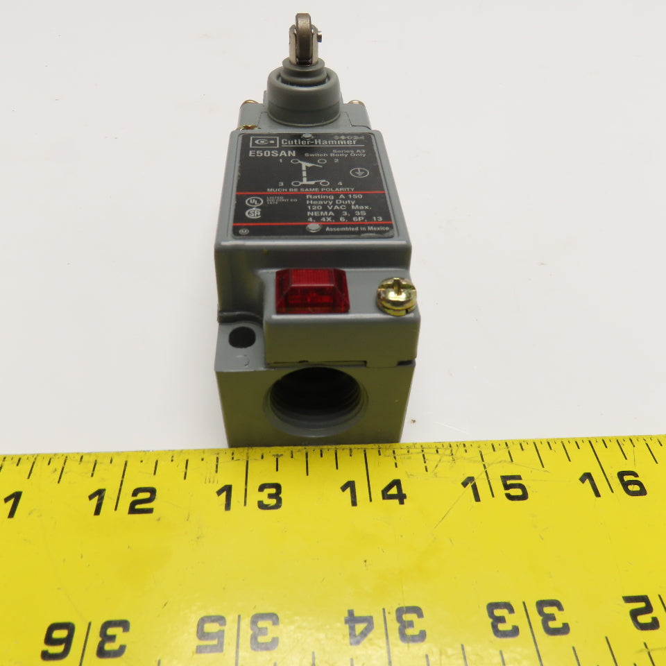 Cutler Hammer E50SAN 120VAC Roller Plunger Limit Switch NOS