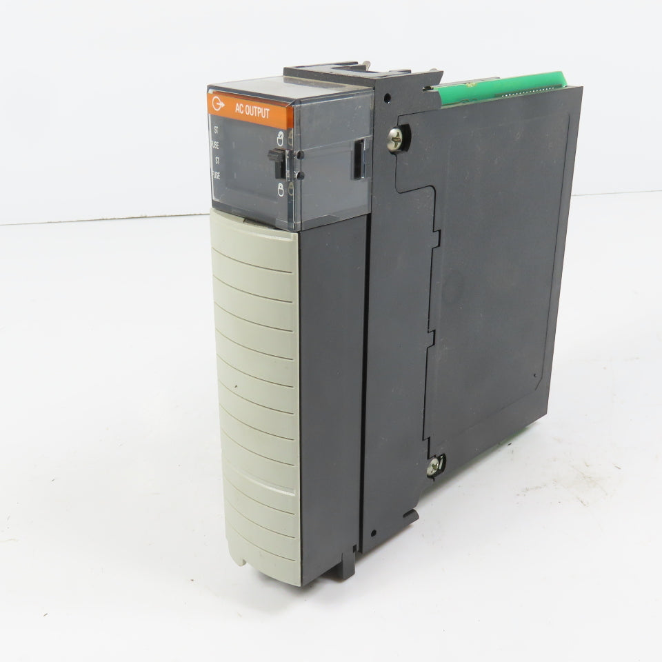 Allen Bradley 1756-OA16 Ser A F/W 2.3 ControlLogix 16 Pt. AC Output Module