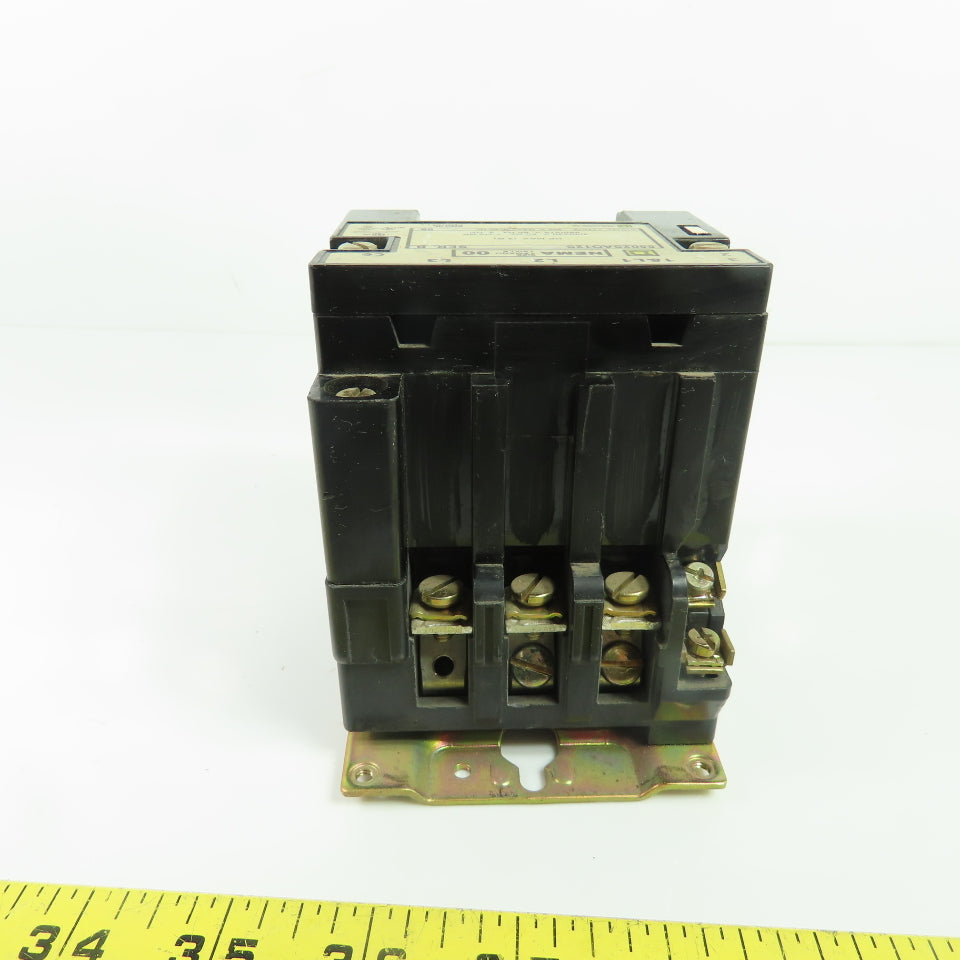 Square D 8502SAO12S NEMA Size 00 Magnetic Contactor 600V 120V Coil Series B