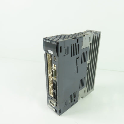 Mitsubishi MR-J3-10B AC Servo Drive 100W 200-230V 1.1A