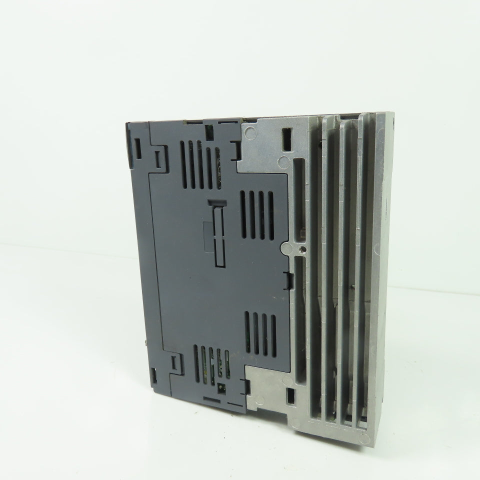 Mitsubishi MR-J3-10B AC Servo Drive 100W 200-230V 1.1A