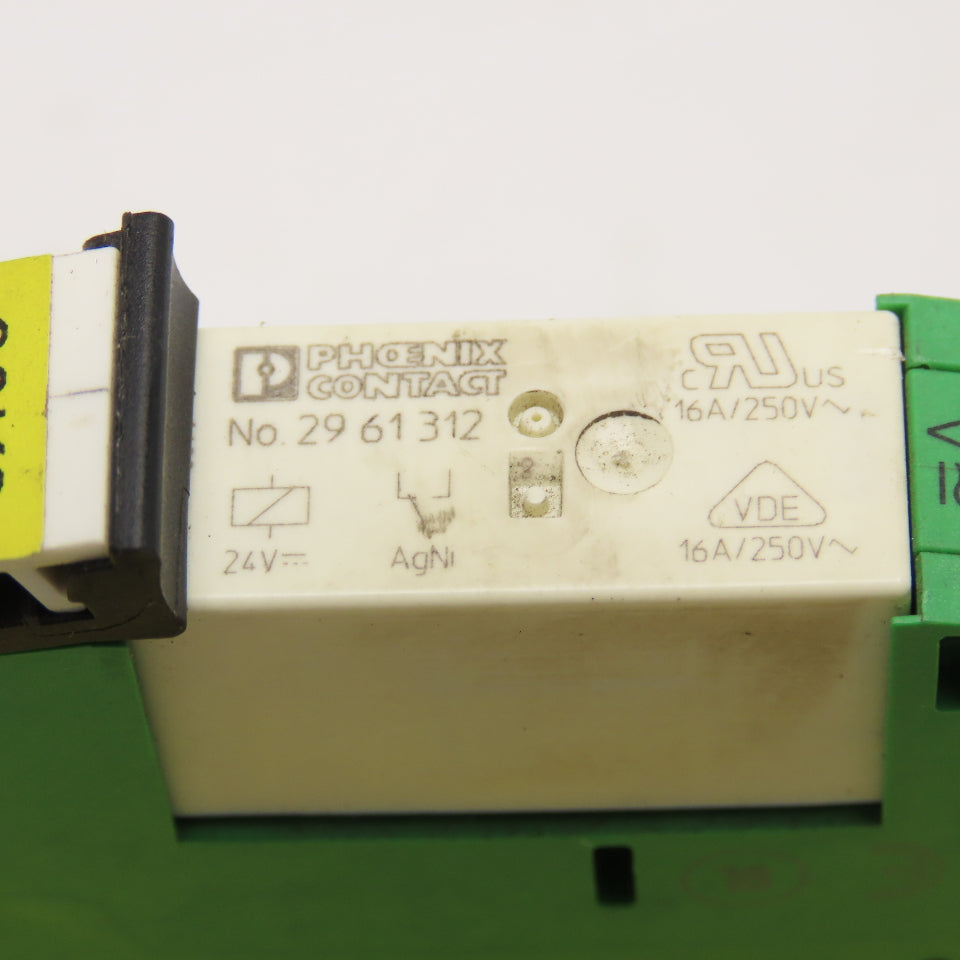Phoenix Contact PLC-BSP-24UC/21HC 24VAC/DC Relay Socket & 2961312 Relay 250V 16A