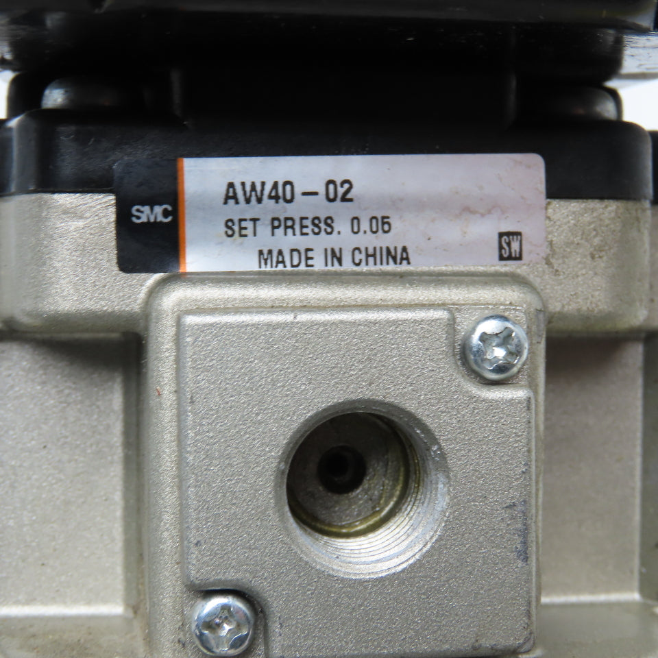 SMC AW40-02 1/4" NPT Compressed Air Mist Filter Regulator Assembly