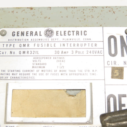General Electric QMR32IL 30A 3 Pole Fusible Disconnect 240VAC 7-1/2Hp Max