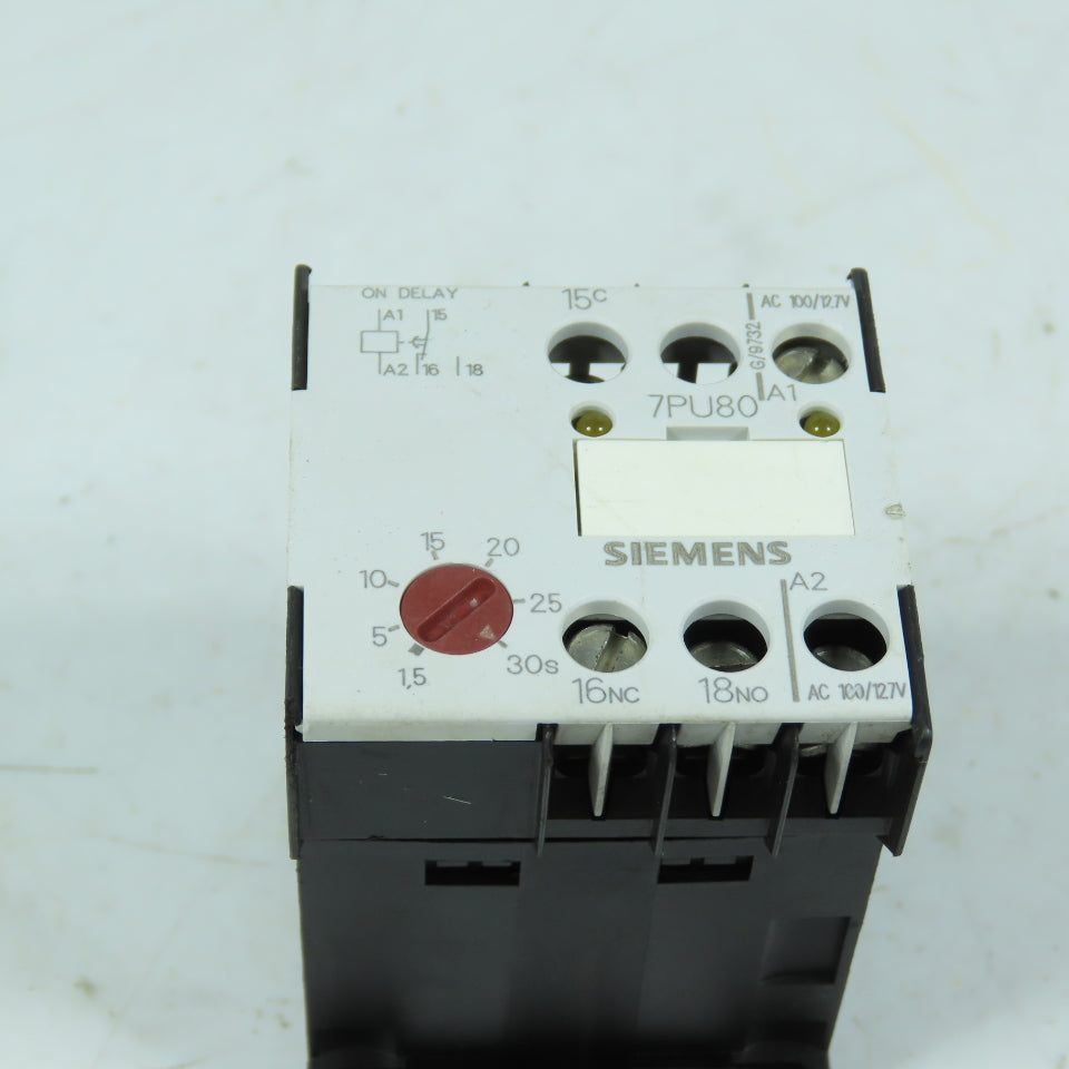 Siemens 7PU8040-2AJ20 On-Delay Electronic Timing Relay 100/127VAC 1.5-30s