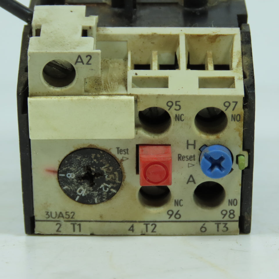 Siemens 7PU8040-2AJ20 On-Delay Electronic Timing Relay 100/127VAC 1.5-30s