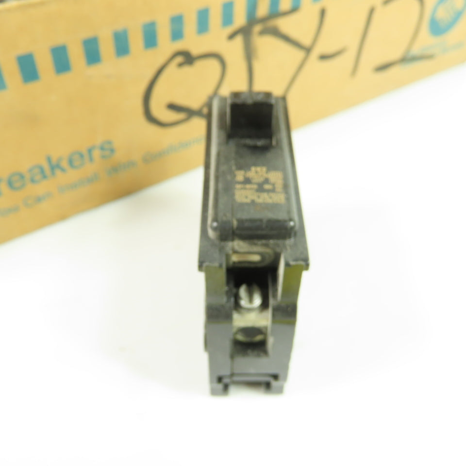 Siemens Q220 20A 120/240V 1-Pole Type QP Circuit Breaker Lot of 12