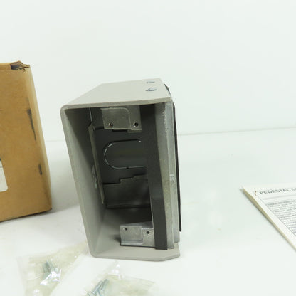 Hubbell FR280GYA 2-Gang Gray Multi-Service Pedestal Fire-Rated Poke-Through
