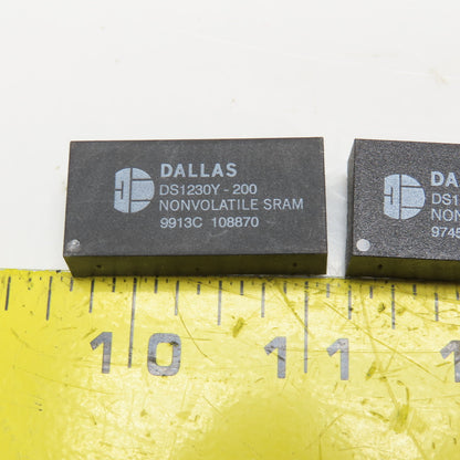 Dallas DS1230Y-200 DS1230Y-150 256kbit Parallel NVRAM Integrated SRAM Lot Of 4